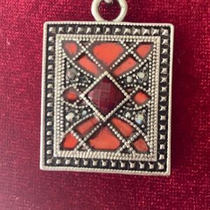 NWT Lia Sophia slide